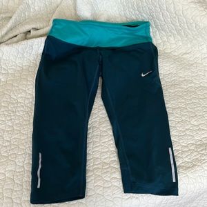 Nike dri-fit running capri